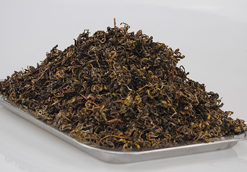 綠茶 勐海喬木茶加工而成 人口甘甜 口感鮮爽，香氣濃郁